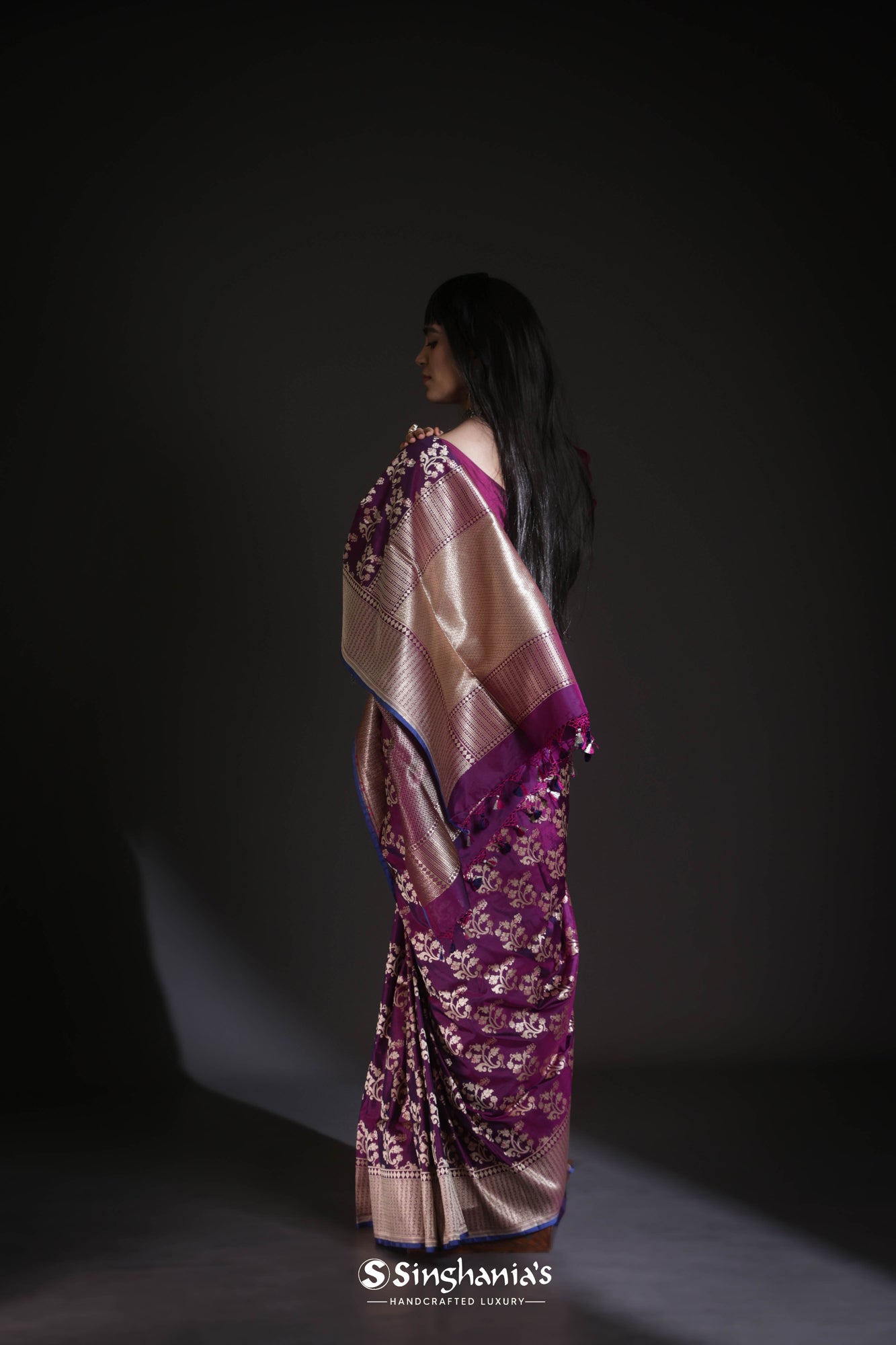 Dark Purple Floral Jaal Banarasi Silk Saree