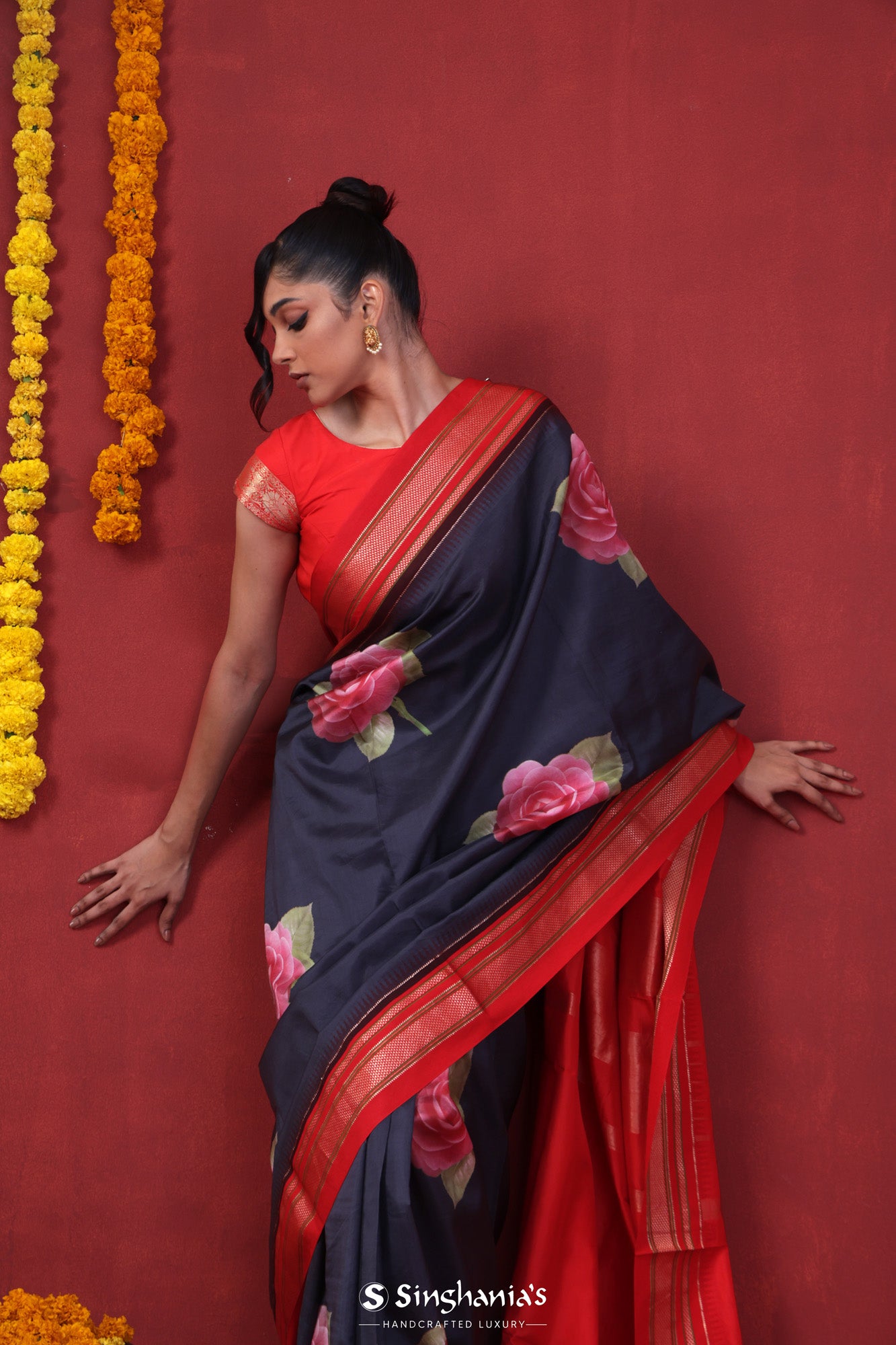 Cool Black Floral Printed Silk Saree With Kanjivaram Border