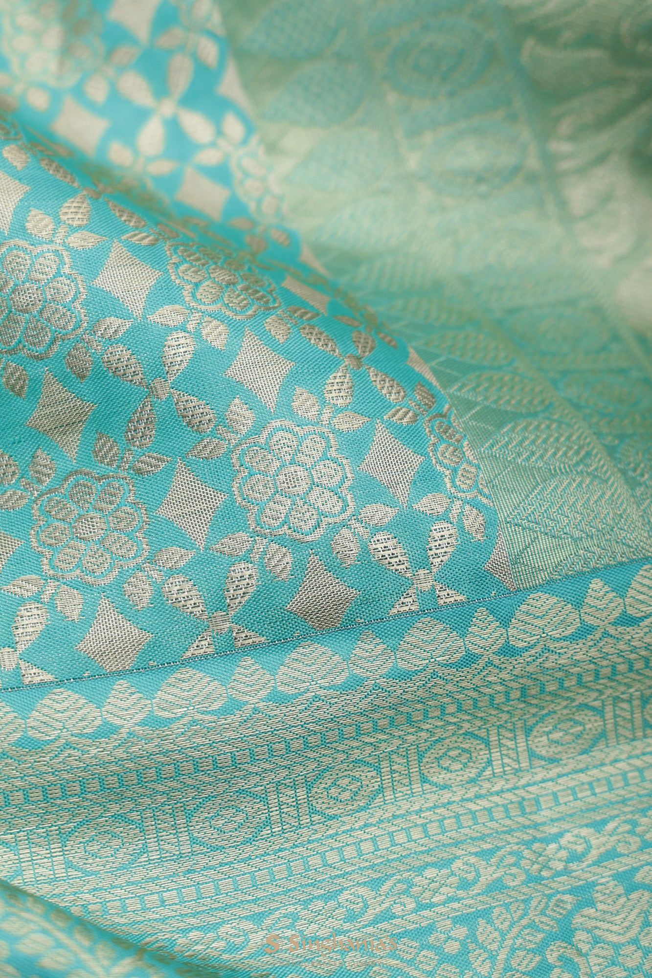 Turquoise Blue Kanjivaram Silk Saree With Floral Jaal Weaving