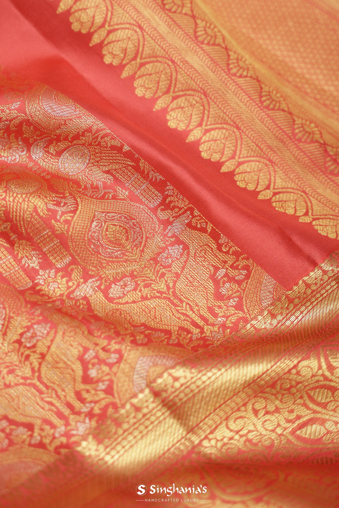 Persian Red Kanjivaram Silk Saree With Floral-Fauna Weaving