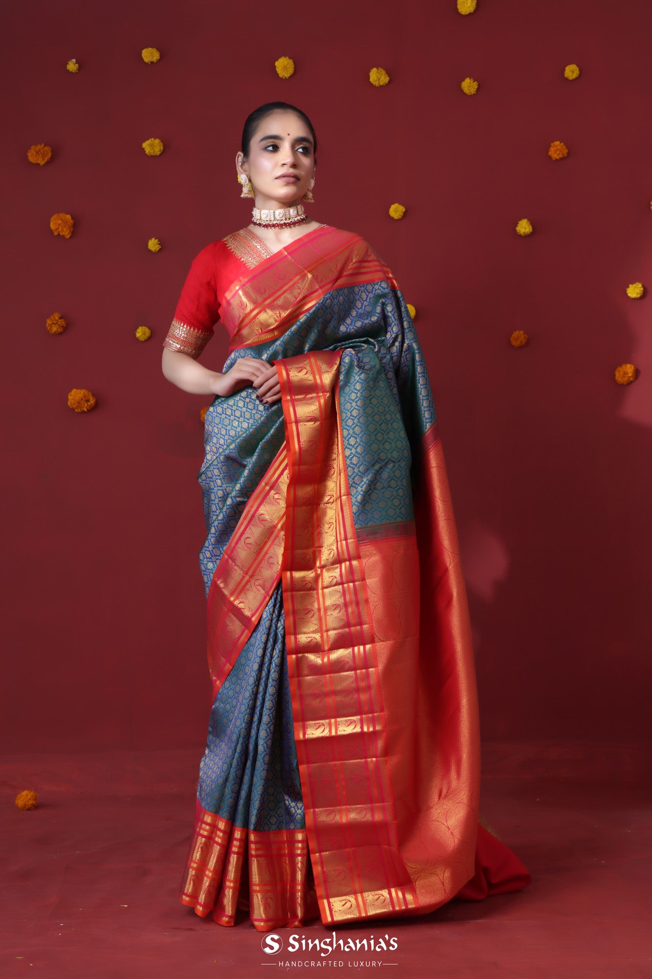 How to identify an original Banarasi saree? Banarasi Saree Accessories and  Types - Kanchivml Blog